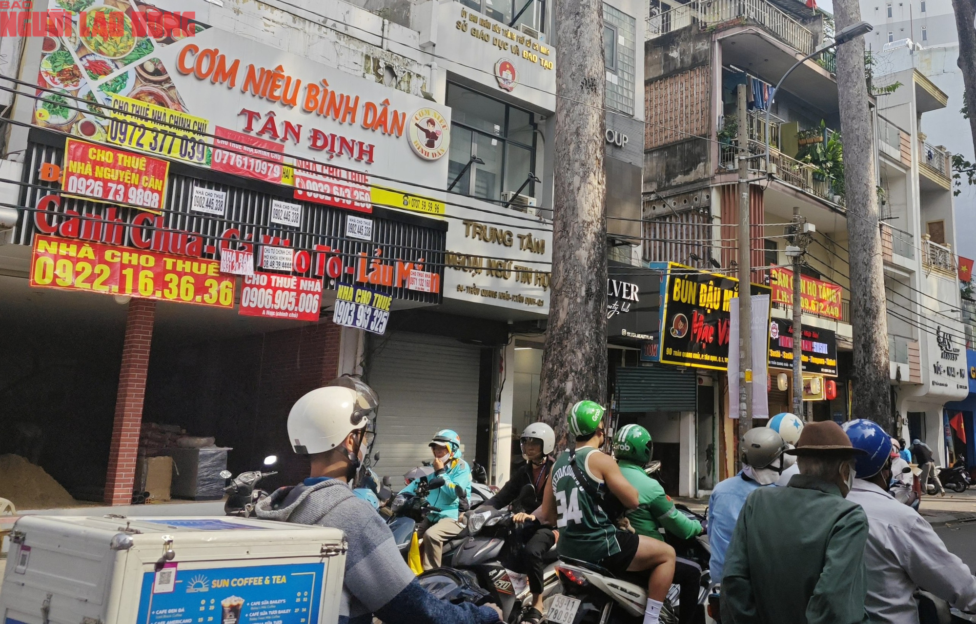 Lý do nhiều quán ăn, cà phê ở TPHCM sang nhượng, trả mặt bằng trước Tết - Ảnh 5