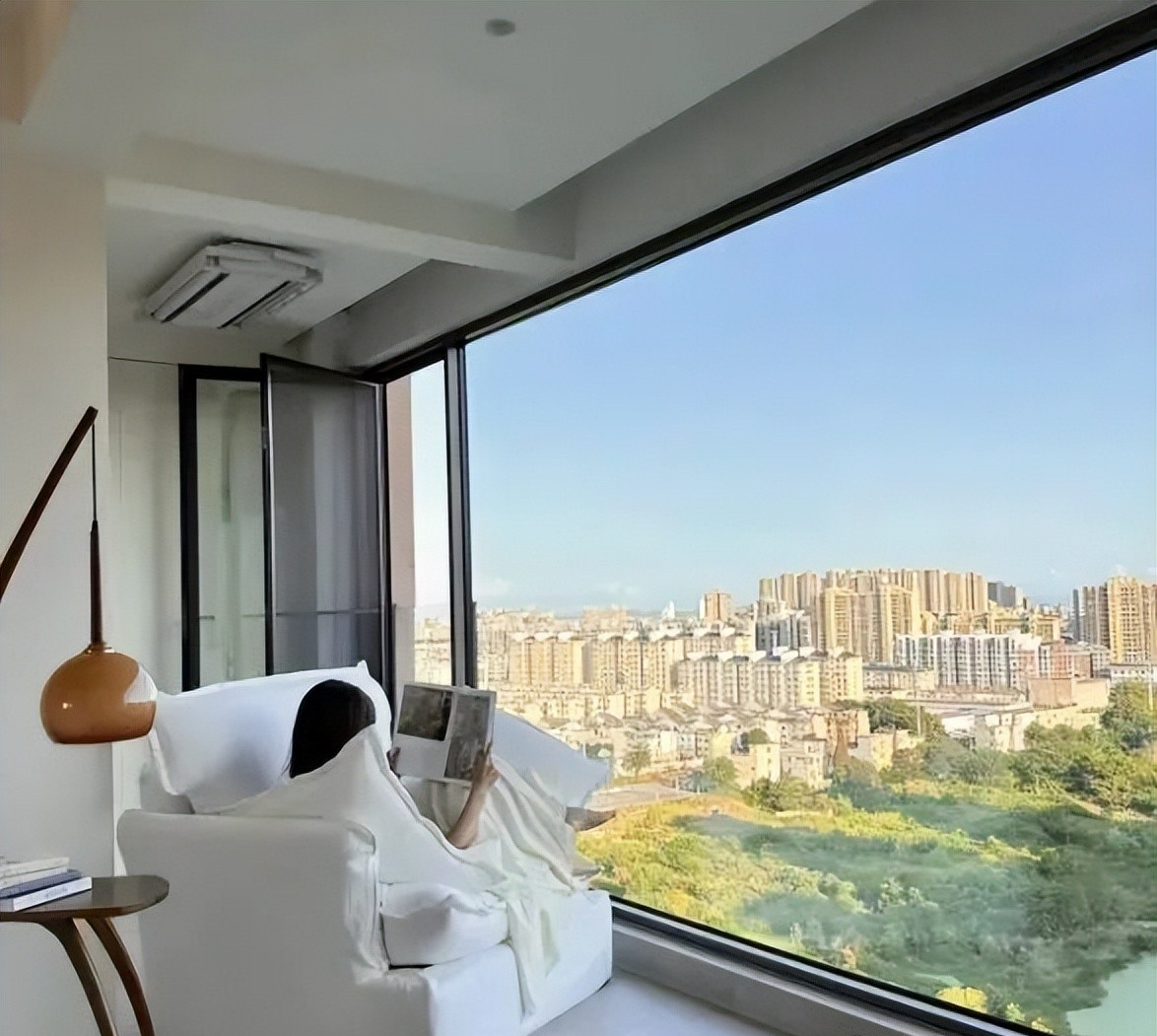 Vừa mua căn hộ tầng 26, tôi hối hận và bán gấp để xuống tầng 5: Bài học đắt giá không có trong quảng cáo - Ảnh 1