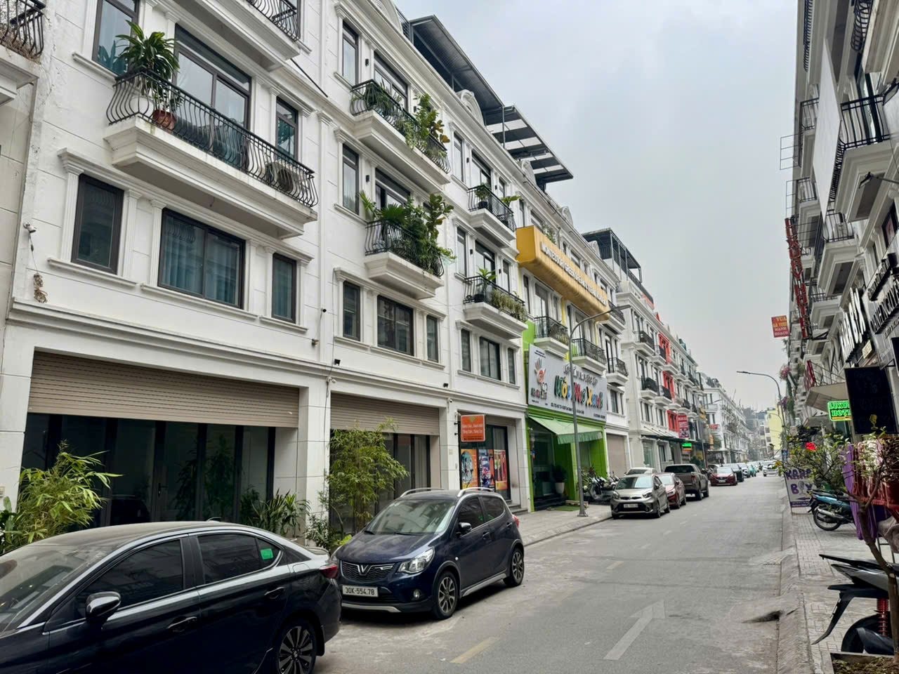 Tháng 12/2025: Bất động sản phục hồi, đầu cơ tiếp tục bị sàng lọc - Ảnh 1