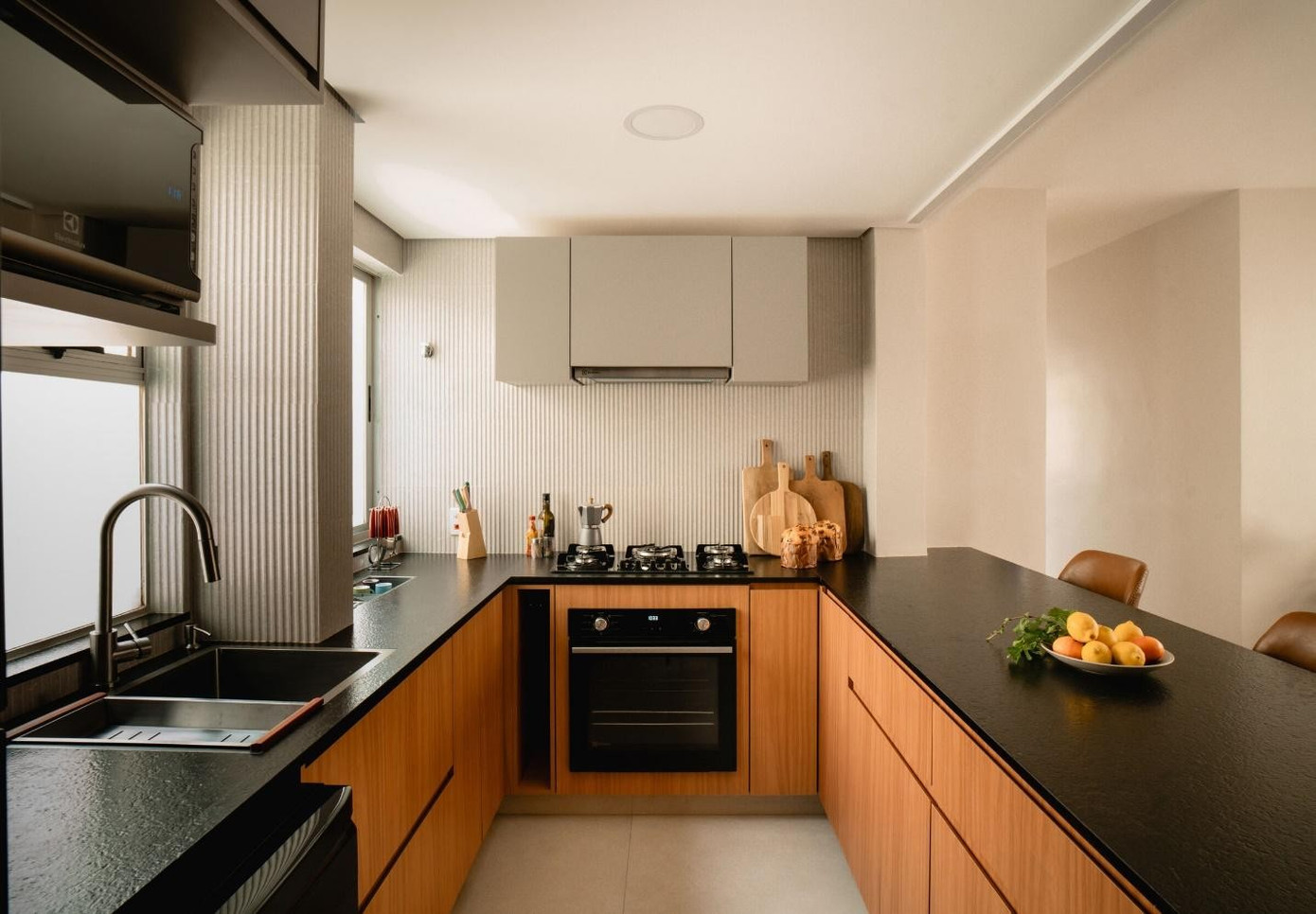 Cải tạo căn hộ 150m2 thành không gian sống kết nối gia đình - Ảnh 8