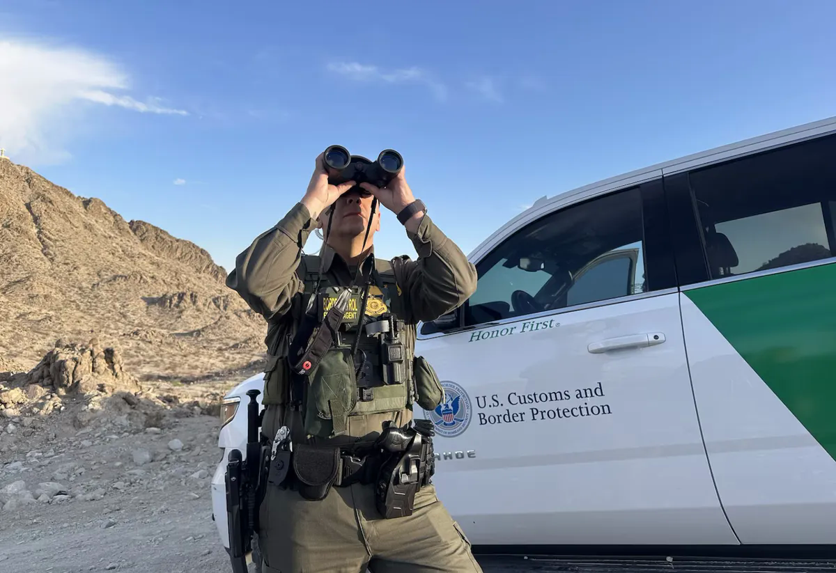 Mỹ lần đầu ghi nhận di cư ròng âm sau hơn nửa thế kỷ - Ảnh 1