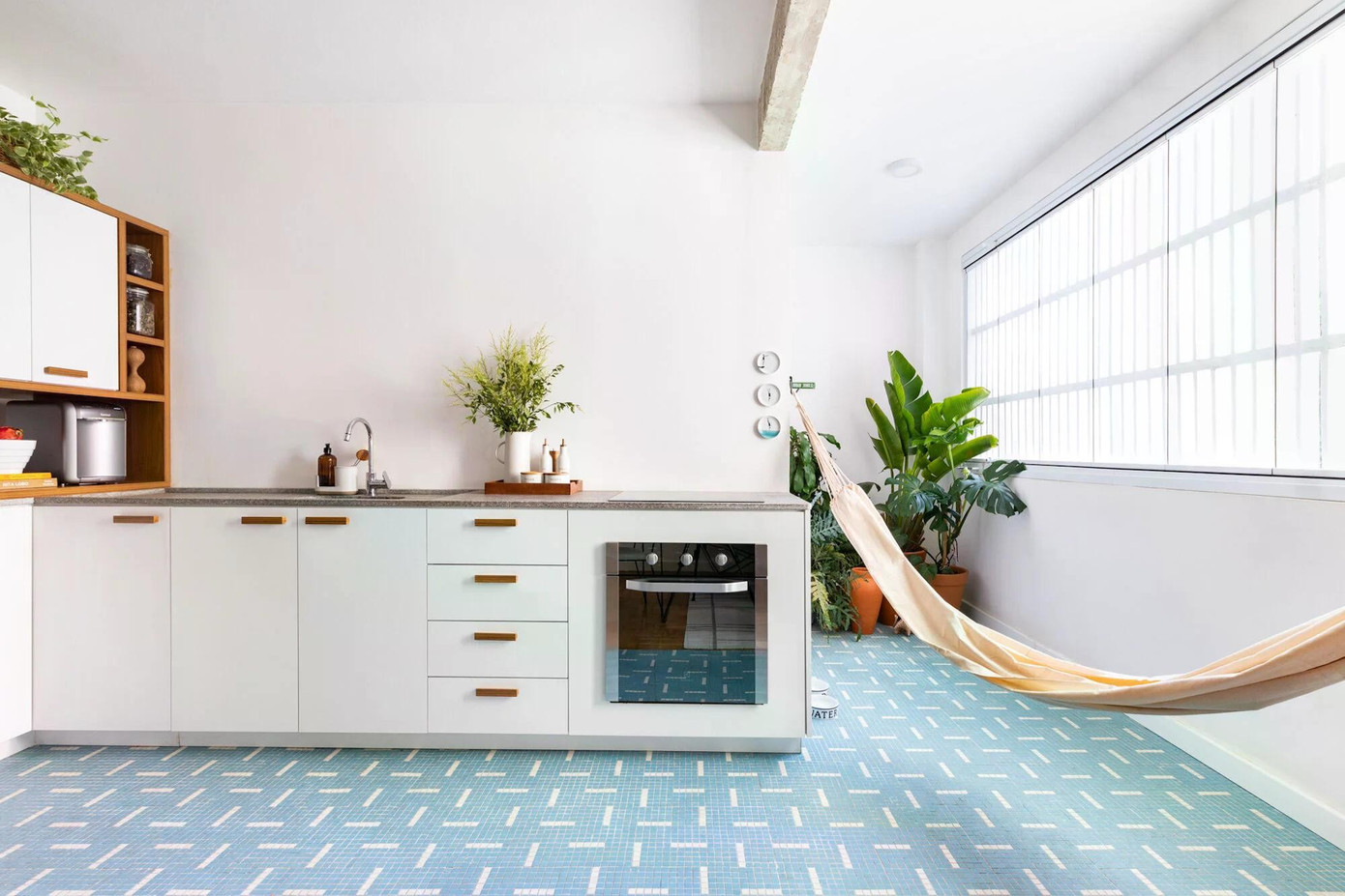 'Hồi sinh' căn hộ 70m2 ngập tràn ánh sáng - Ảnh 3