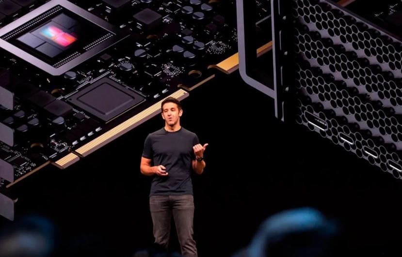 Ứng viên hàng đầu kế nhiệm CEO Tim Cook: Đã gắn bó 2 thập kỷ, tiên phong phát triển iPhone Air - Ảnh 1