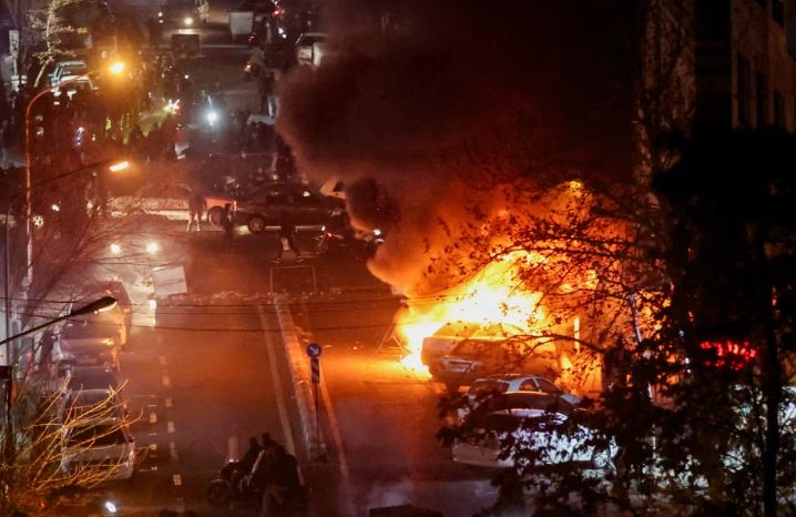 Cuộc tấn công của Mỹ vào Iran sẽ để lại hậu quả thảm khốc: Các bên tìm cách tháo ngòi nổ - Ảnh 3