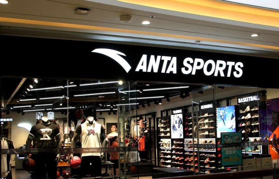 Puma phải bán 29% cổ phần cho 1 ông lớn Trung Quốc vì thua lỗ, đơn hàng tồn sắp cắt giảm kỷ lục - Ảnh 1