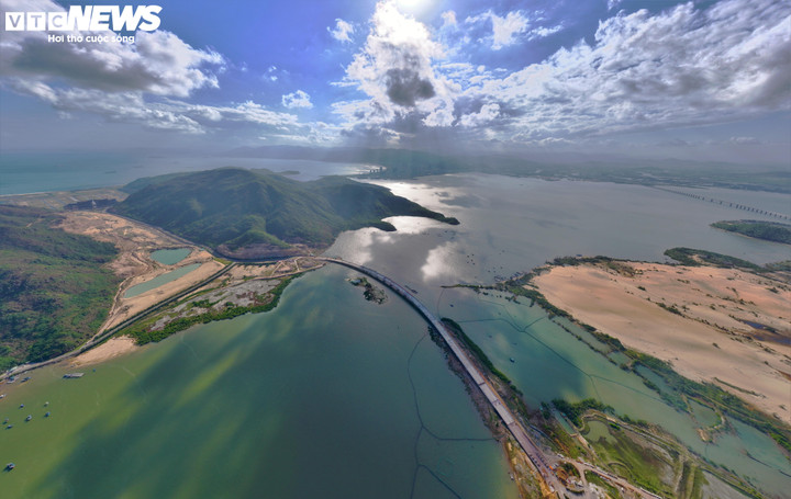 Cận cảnh cầu vượt biển hơn 500 tỷ đồng sắp được khánh thành tại Gia Lai - Ảnh 10