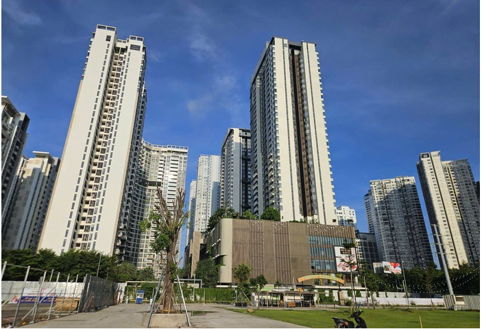 Ngân hàng Nhà nước không siết cho vay bất động sản năm 2026 - Ảnh 1