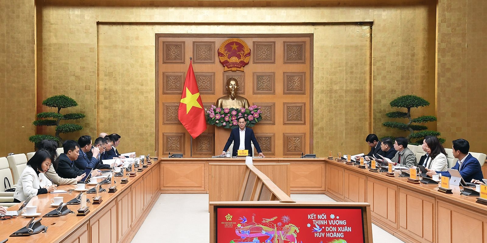 Chỉ hơn 20 ngày nữa, Việt Nam sẽ chứng kiến một sự kiện lớn quy tụ nhiều DN tại công trình top 10 TG - Ảnh 2