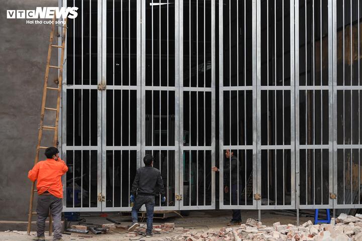 Hà Nội gấp rút giải phóng mặt bằng, đẩy nhanh thi công tuyến đường Tam Trinh - Ảnh 14