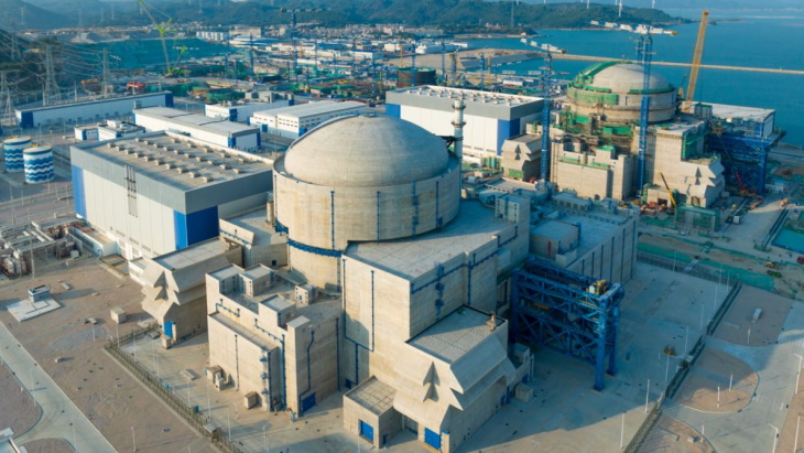 Căn cứ điện hạt nhân lớn nhất hành tinh vừa đạt mốc lịch sử - Ảnh 2