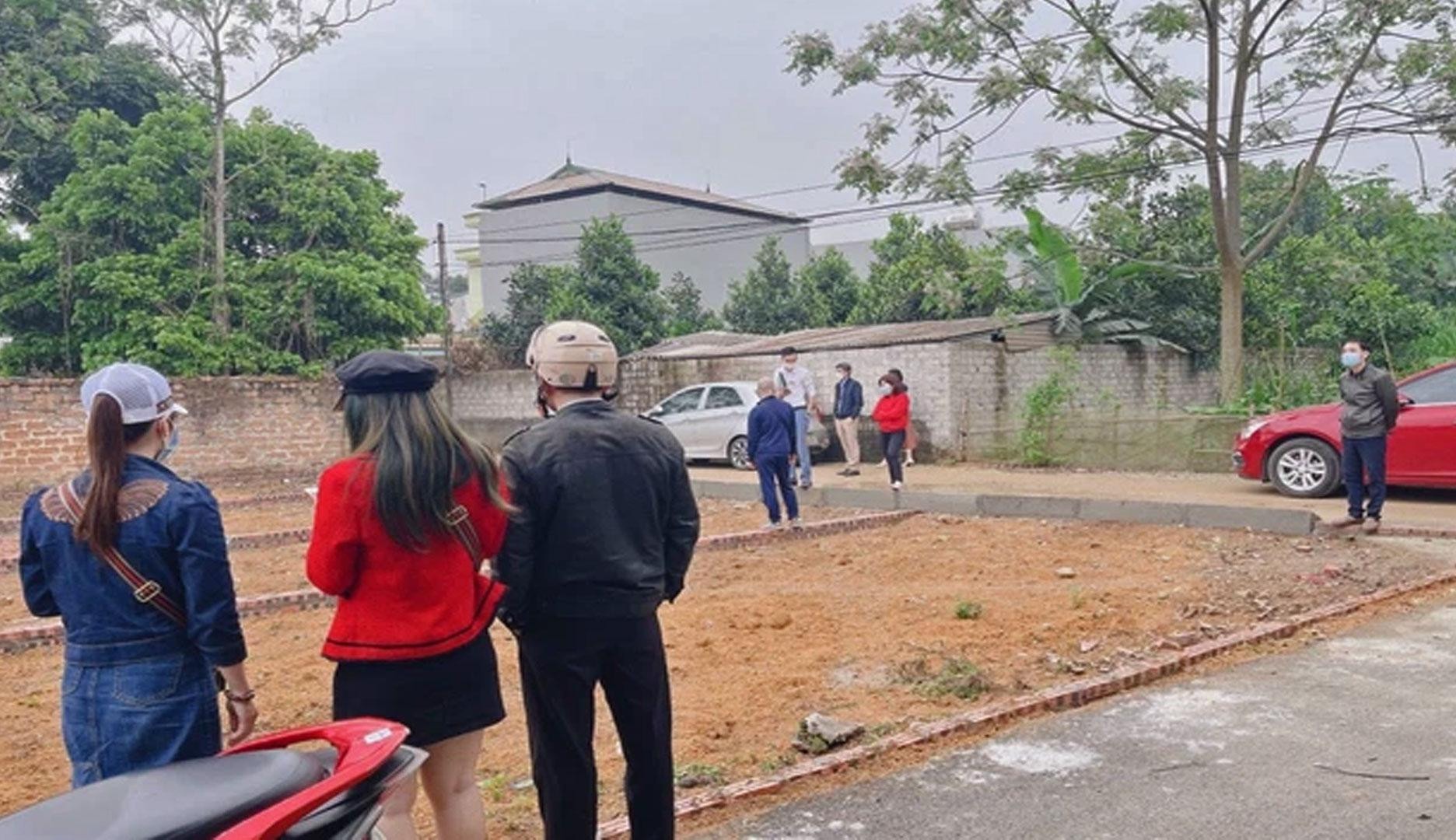 Bỏ 3 tỷ mua 2.800m2 đất tỉnh lúc sốt để rồi "chôn vốn" 4 năm, nhà đầu tư tiếc nuối: "Nếu lúc đó mua vàng giờ đã lãi gần 6 tỷ đồng" - Ảnh 3