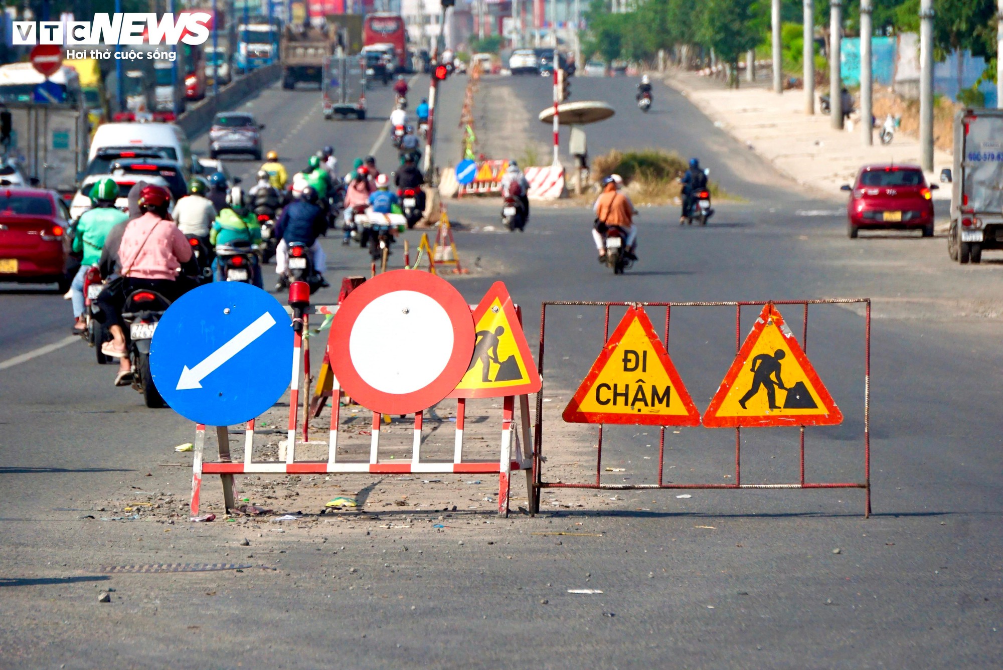 Diện mạo dự án mở rộng Quốc lộ 13 đoạn qua Bình Dương cũ sau 4 năm thi công - Ảnh 2