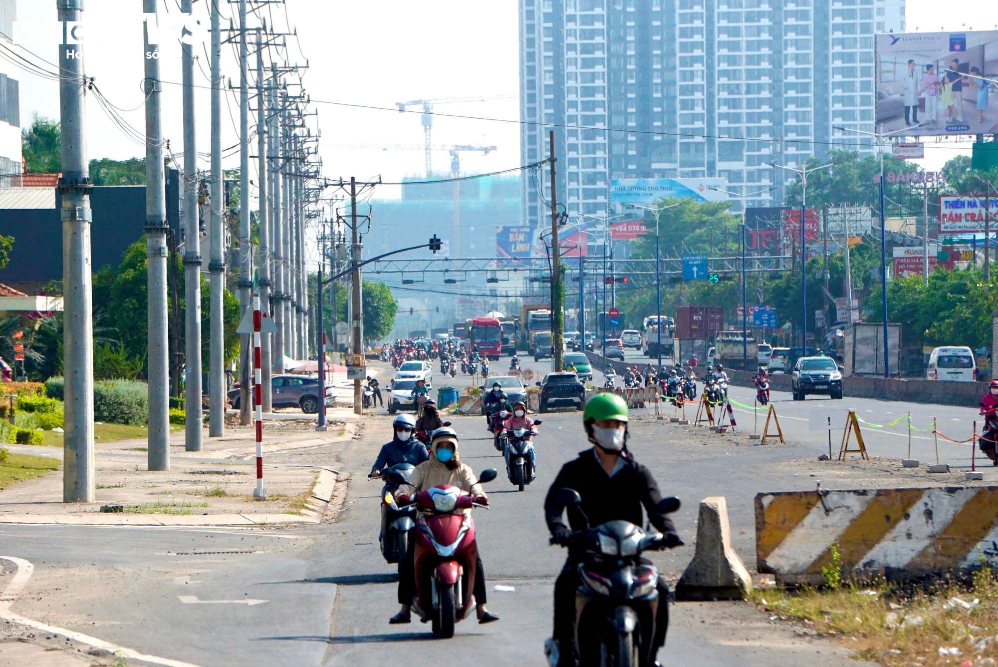 Diện mạo dự án mở rộng Quốc lộ 13 đoạn qua Bình Dương cũ sau 4 năm thi công - Ảnh 13