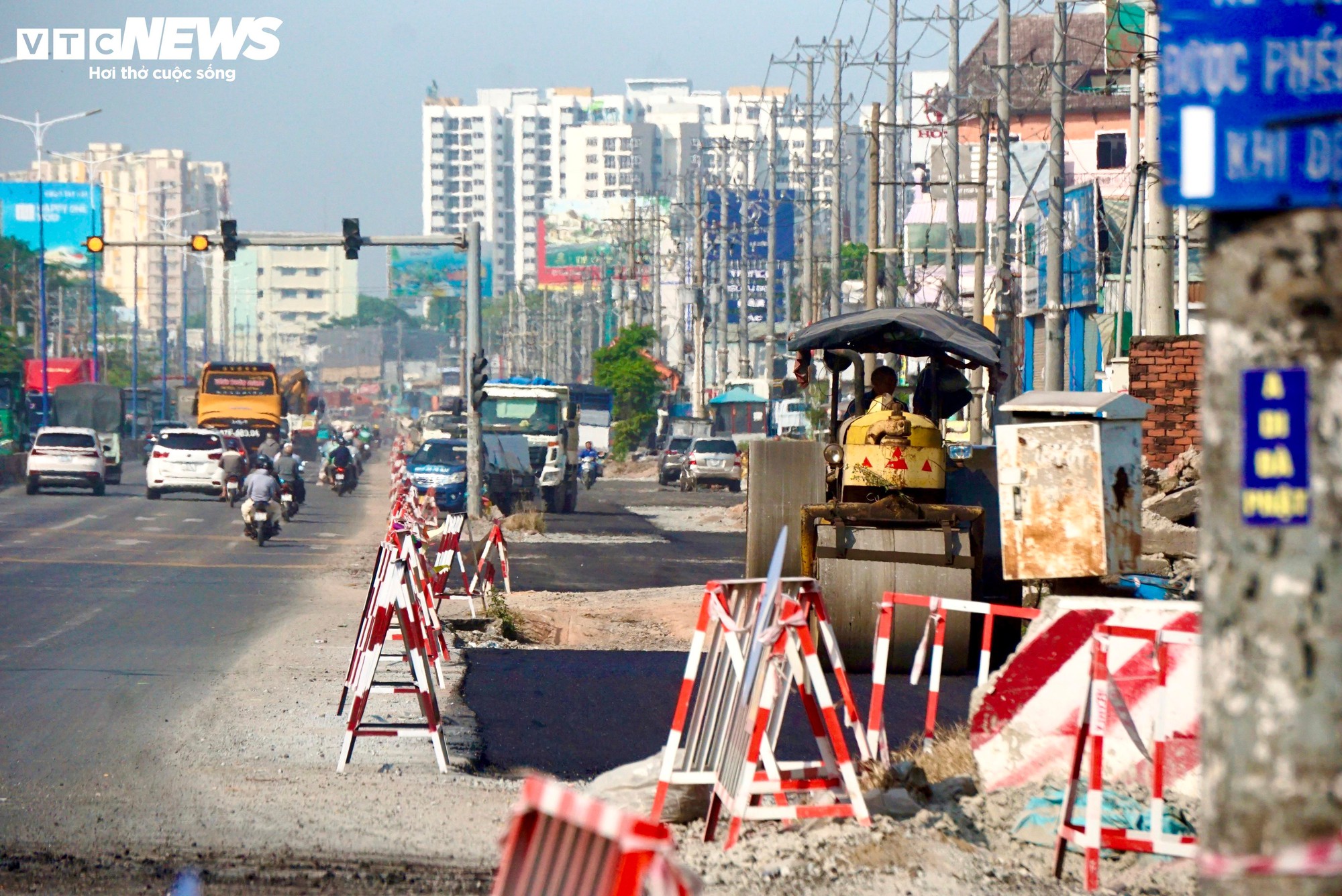 Diện mạo dự án mở rộng Quốc lộ 13 đoạn qua Bình Dương cũ sau 4 năm thi công - Ảnh 21