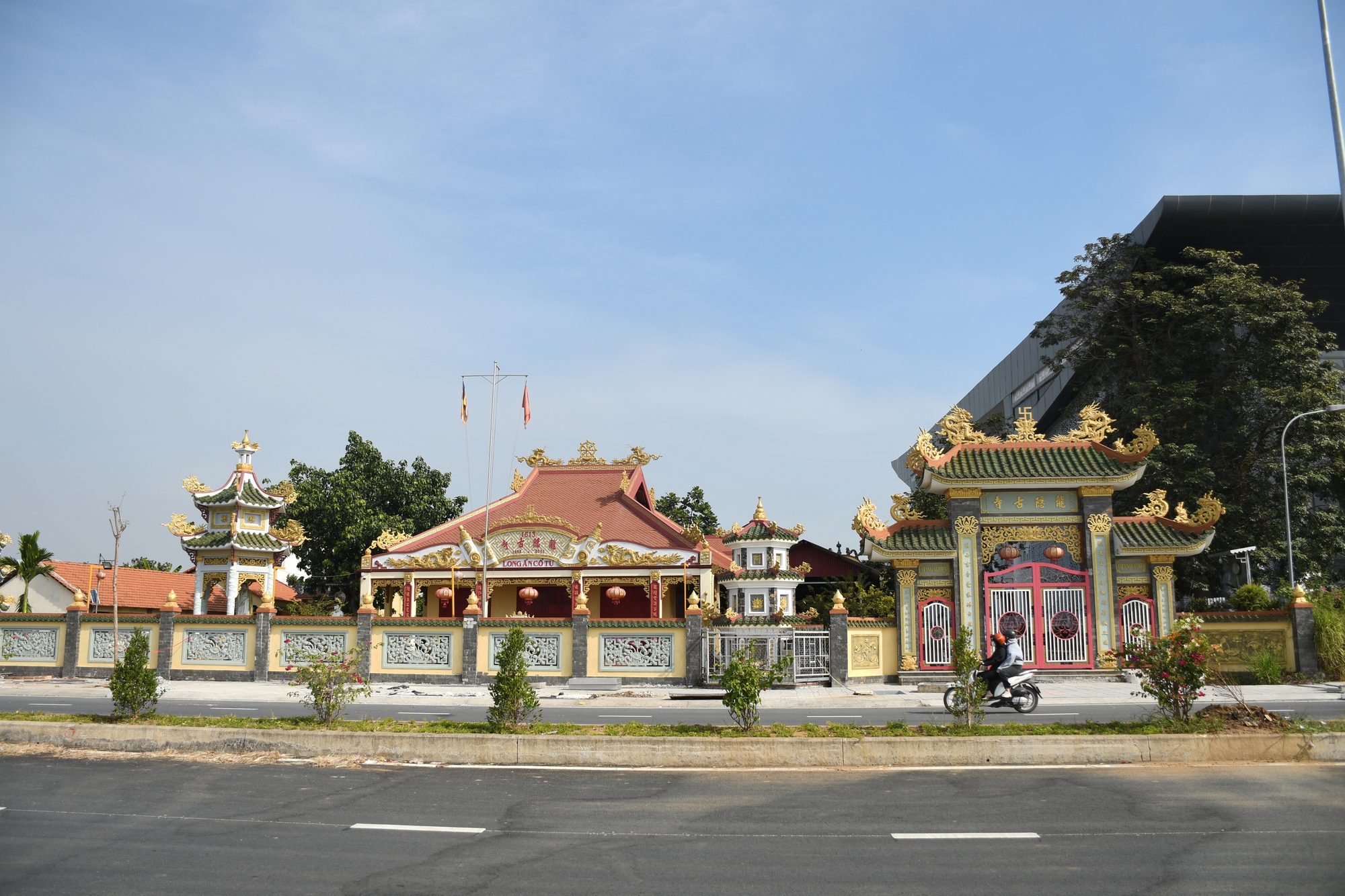 Hình ảnh đường ven sông Đồng Nai qua “nhà lầu ông Phủ" trước ngày thông xe - Ảnh 9