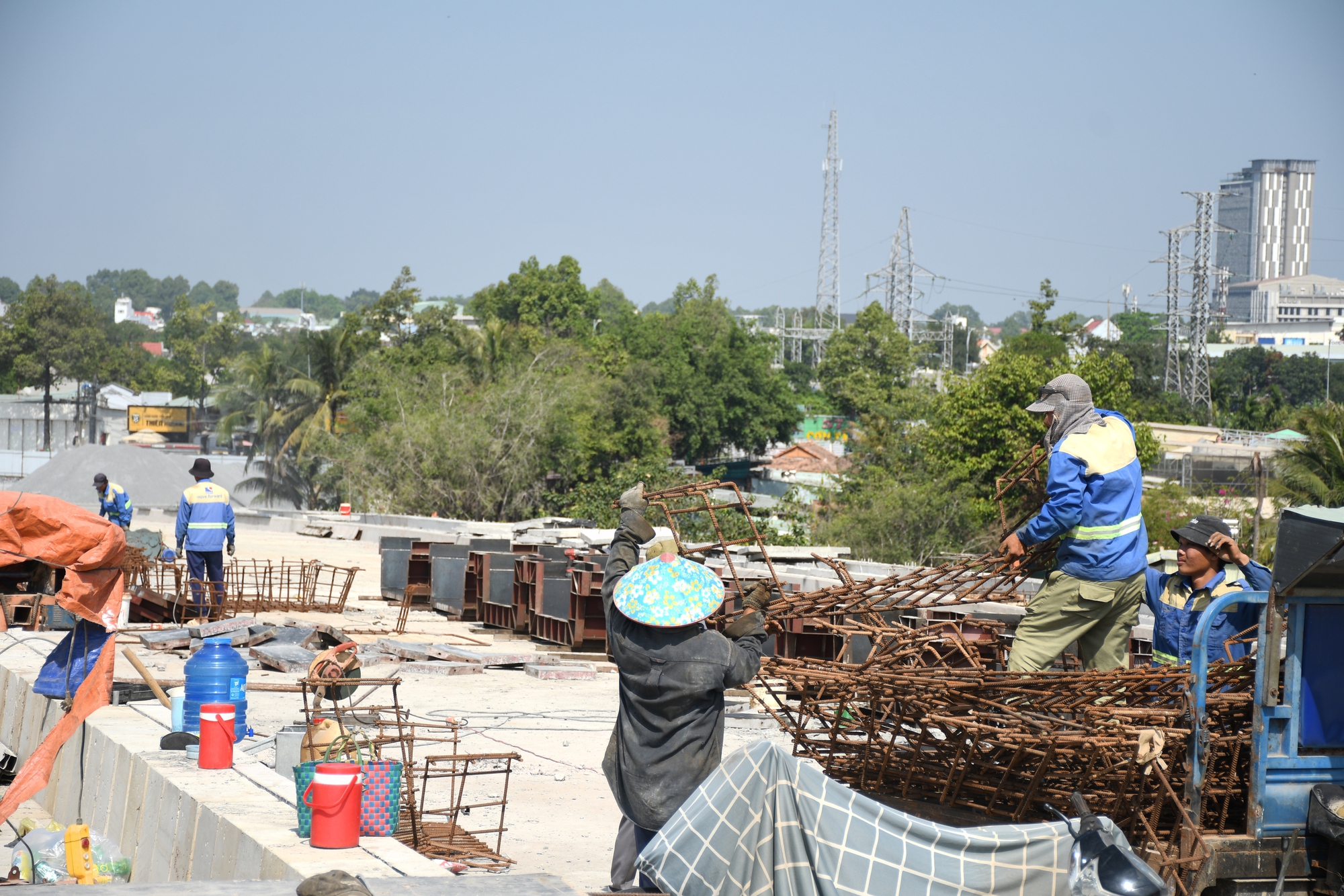 Hình ảnh tuyến đường trục trung tâm qua siêu phường ở Đồng Nai sắp thông xe - Ảnh 19