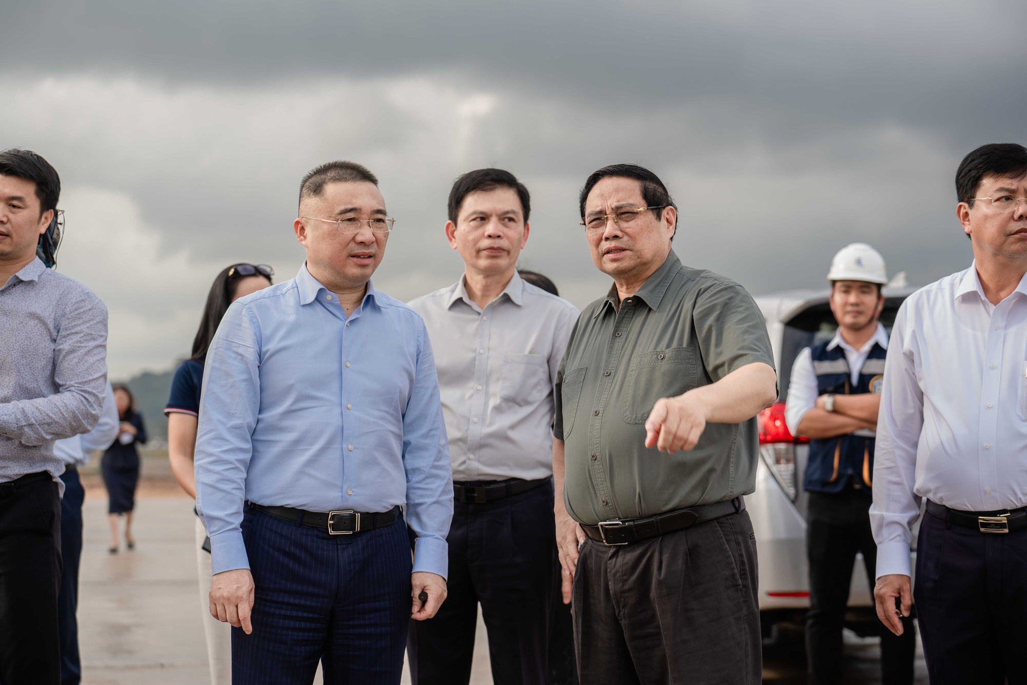 Thủ tướng đề nghị phát huy tinh thần "chỉ bàn làm, không bàn lùi" tại các dự án phục vụ APEC - Ảnh 9