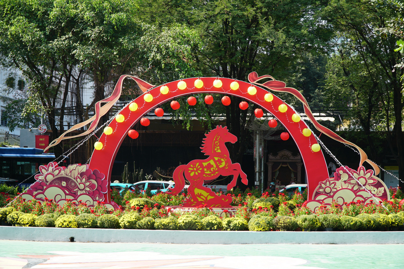 'Đất vàng' bỏ hoang giữa trung tâm TPHCM thành công viên đông vui dịp Tết - Ảnh 1