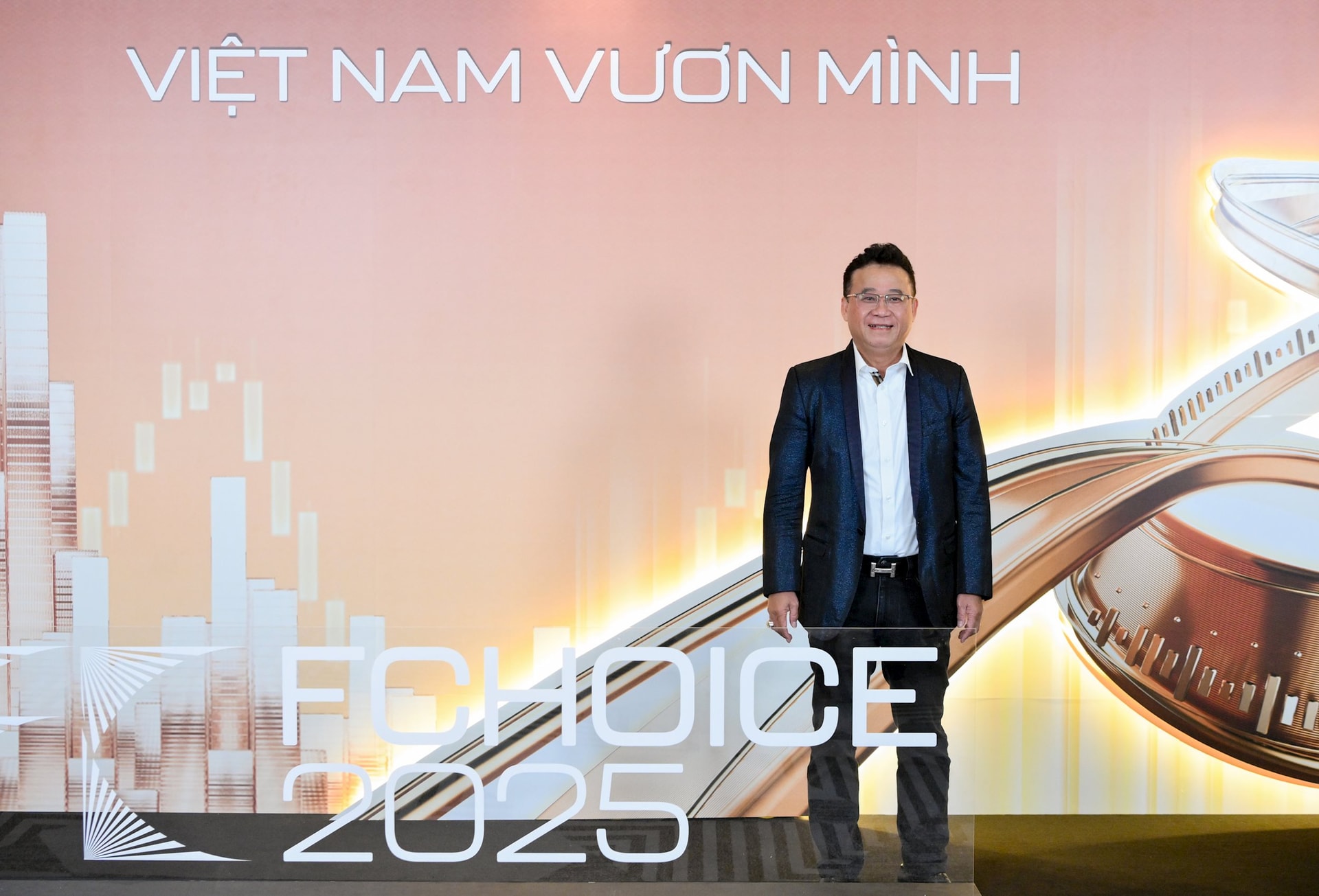 Dàn "khách VIP" tham dự Lễ vinh danh FChoice 2025 và "hiến kế" nắm bắt cơ hội đầu tư trong năm 2026 - Ảnh 10