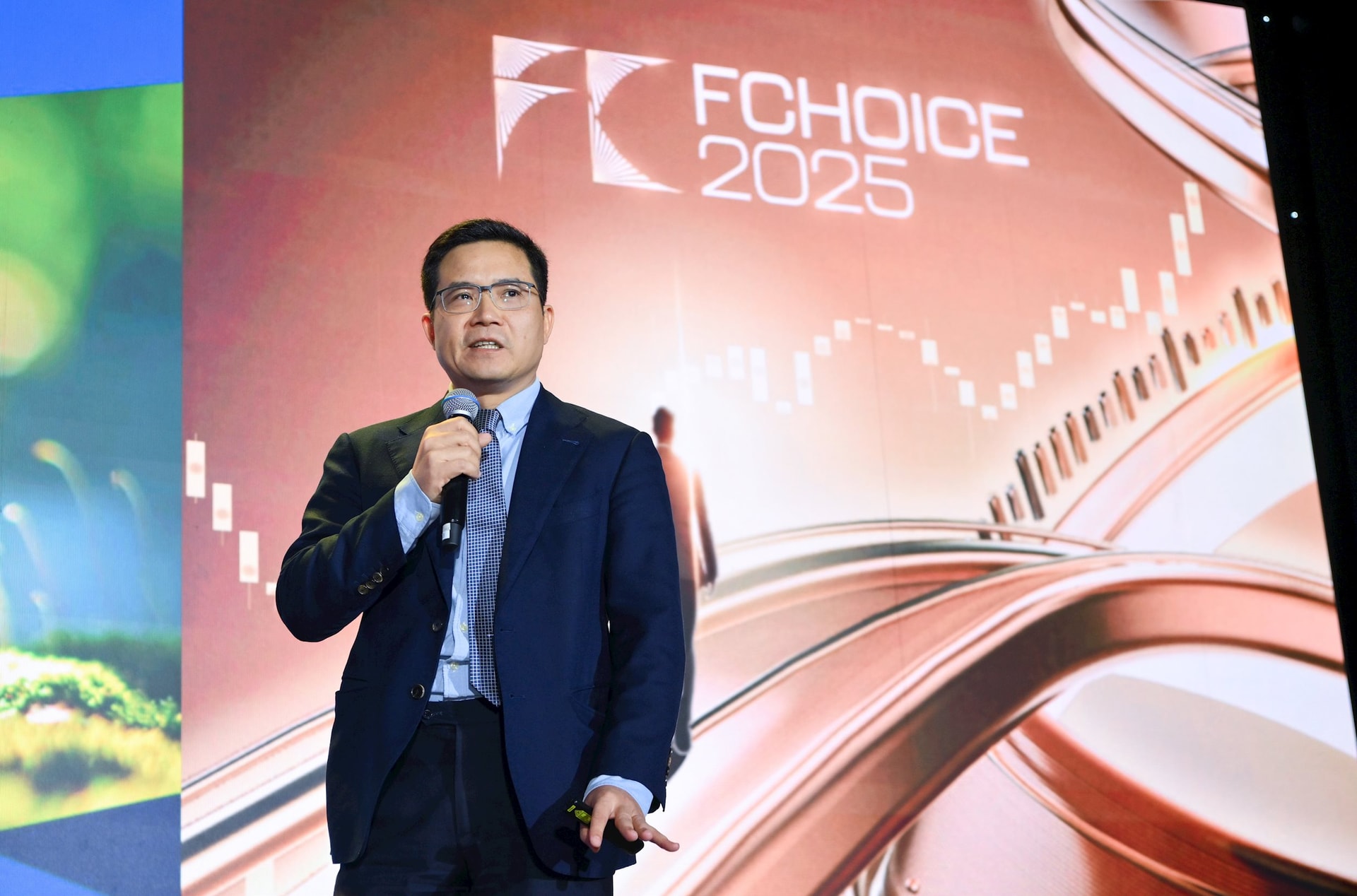 Chưa bao giờ chứng khoán Việt Nam làm được điều này - Ảnh 3