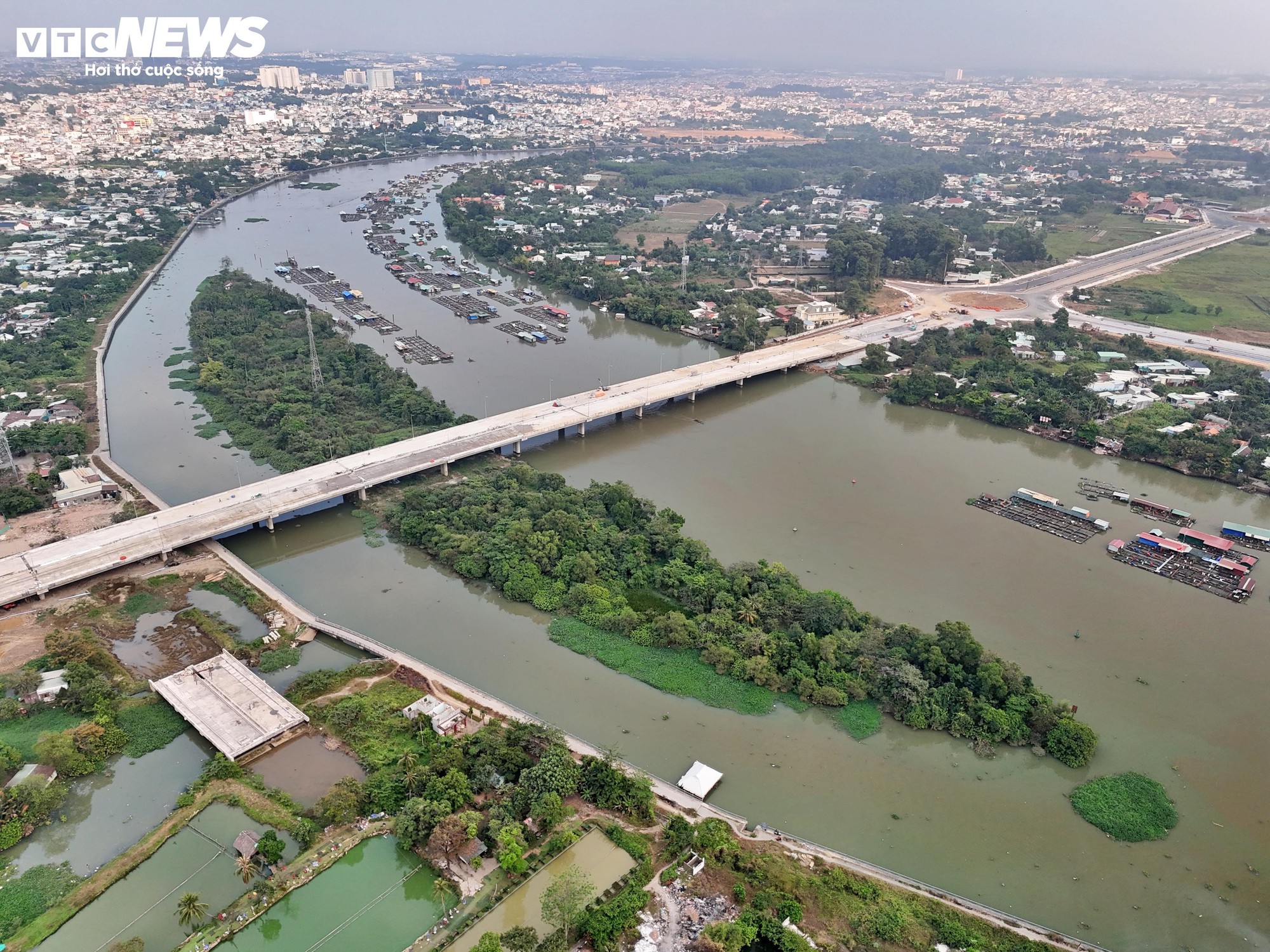 Tấp nập thi công dự án 1.500 tỷ đồng qua 'siêu phường' ở Đồng Nai - Ảnh 2