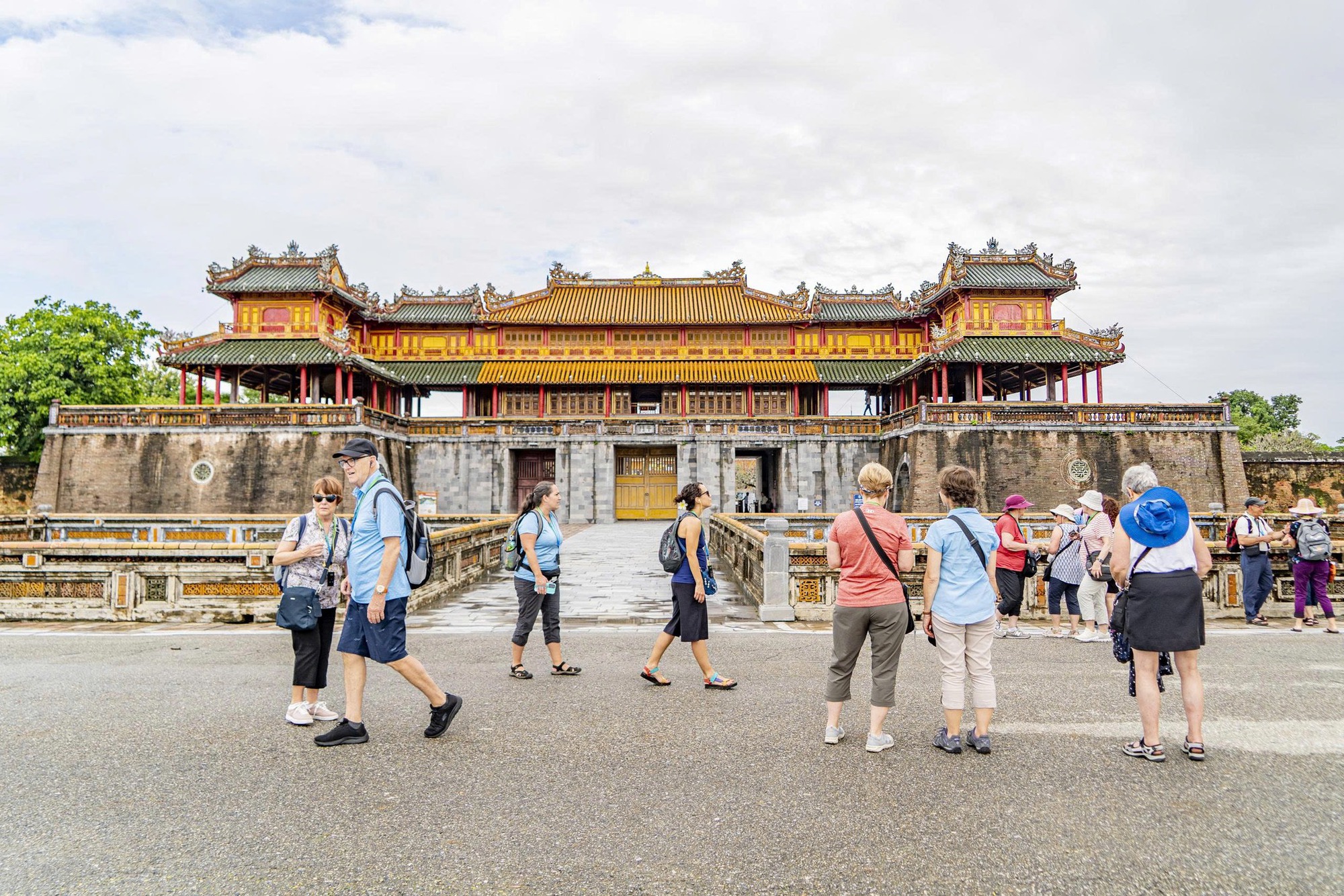 Du lịch Việt Nam: Cột mốc 20 triệu khách quốc tế và tầm vóc quốc gia - Ảnh 1