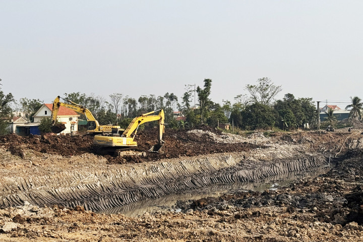 Toàn cảnh tuyến đường huyết mạch ven sông 6.400 tỷ đồng ở Quảng Ninh - Ảnh 8