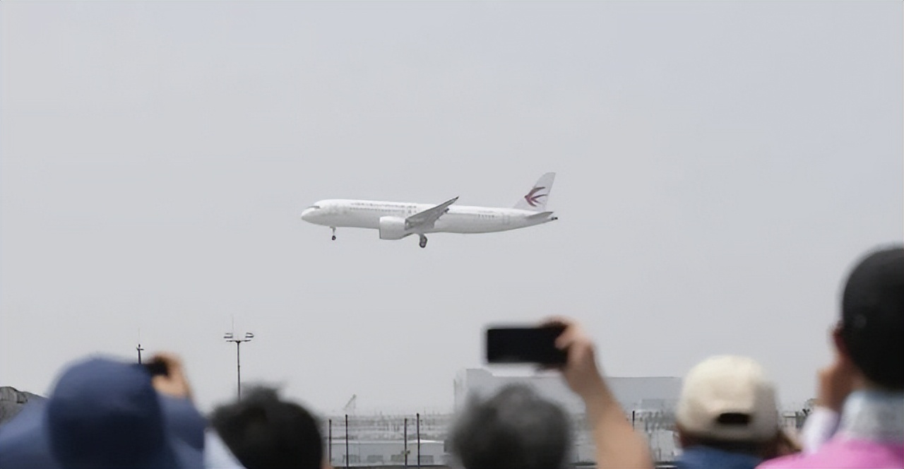 Máy bay Trung Quốc thử nghiệm tại châu Âu nhận về đánh giá vỏn vẹn 9 từ: Chính Boeing cũng phải dè chừng - Ảnh 1