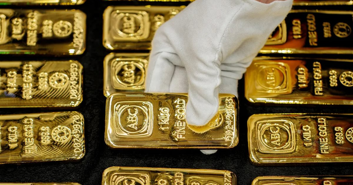 Giá vàng cán mốc 200 triệu đồng/lượng là chuyện bình thường? - Ảnh 1