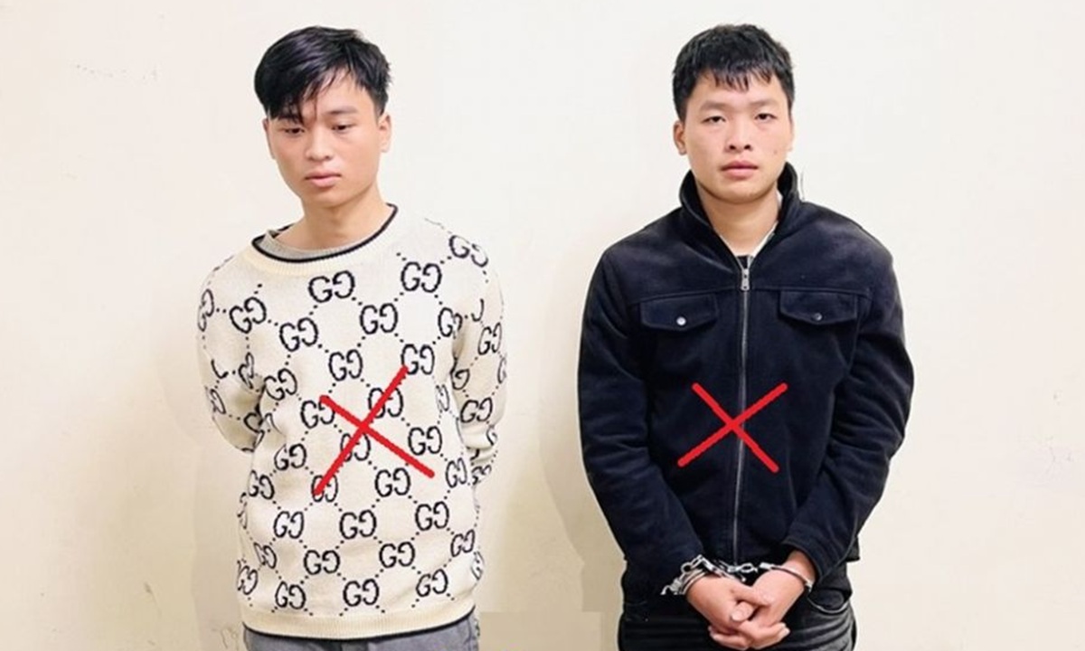 Hai nghi phạm táo tợn cướp tiệm vàng đã bị bắt - Ảnh 1