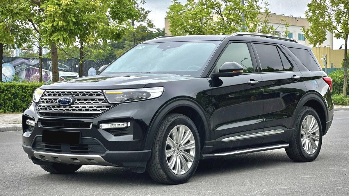 Ford Explorer phiên bản Trung Quốc về Việt Nam: Không phải xe bán cho số đông, dễ có màn hình kích cỡ 27 inch - Ảnh 2