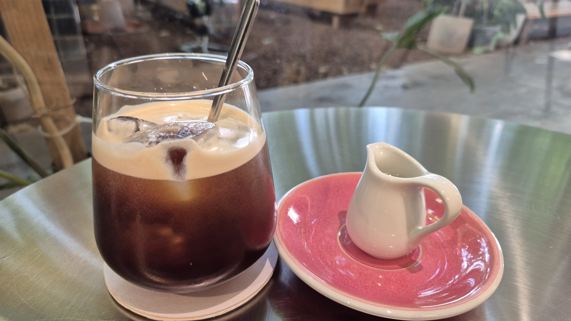 Giá cà phê hôm nay 17-1: Giá ít thay đổi, cà phê Cold Brew phát triển nóng - Ảnh 1