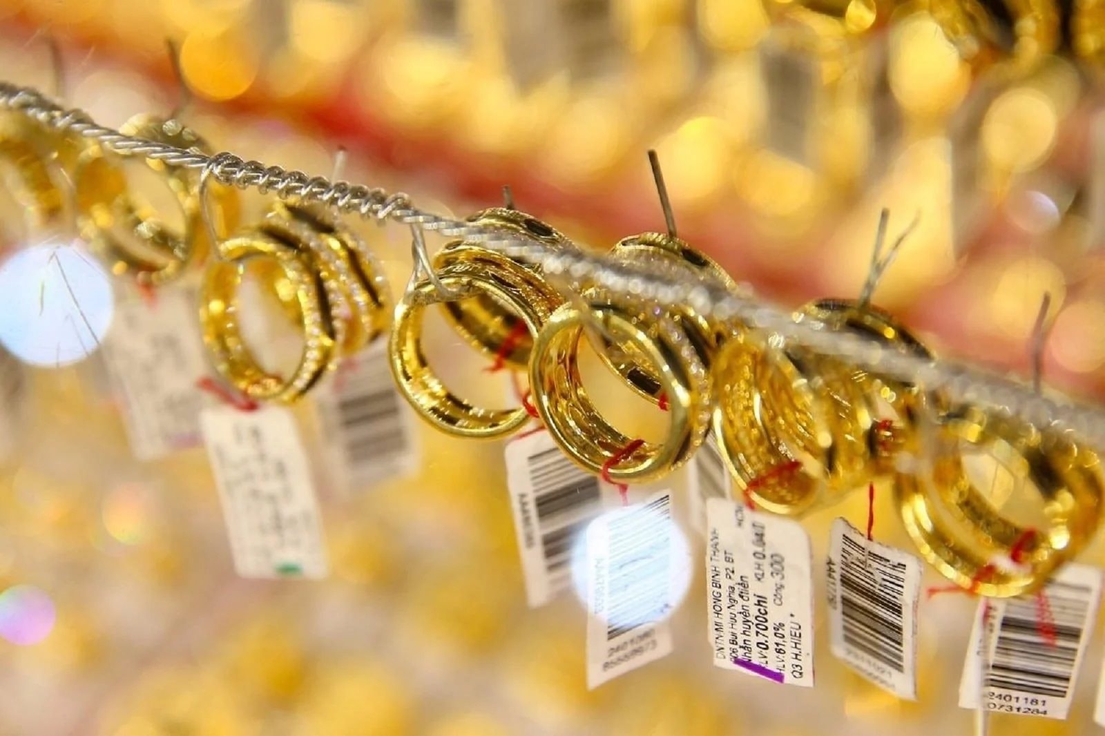 Sáng 19/1: Giá vàng thế giới tăng mạnh, giá vàng trong nước tăng theo - Ảnh 1