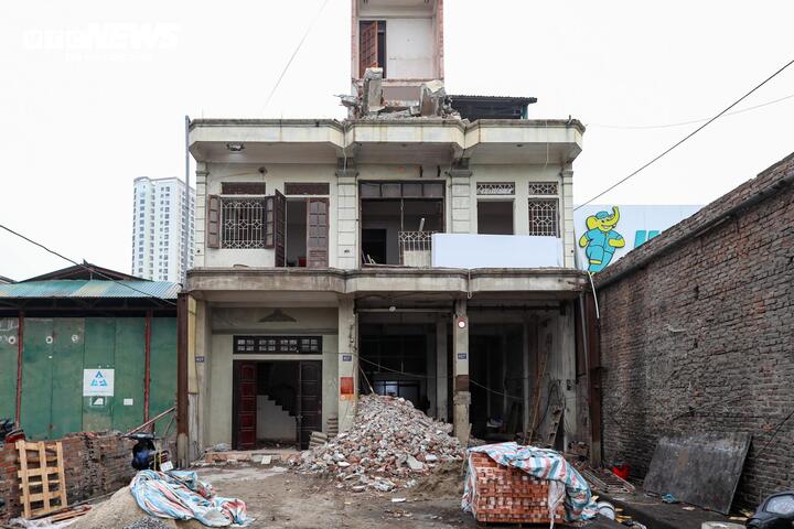 Hà Nội gấp rút giải phóng mặt bằng, đẩy nhanh thi công tuyến đường Tam Trinh - Ảnh 15