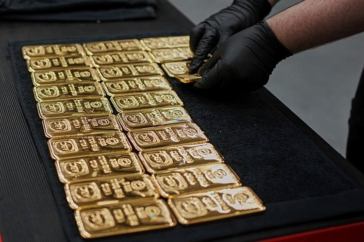 Giá vàng phá đỉnh, một quốc gia quyết định mua thêm 150 tấn, mục tiêu vào top 10 dự trữ vàng thế giới - Ảnh 1