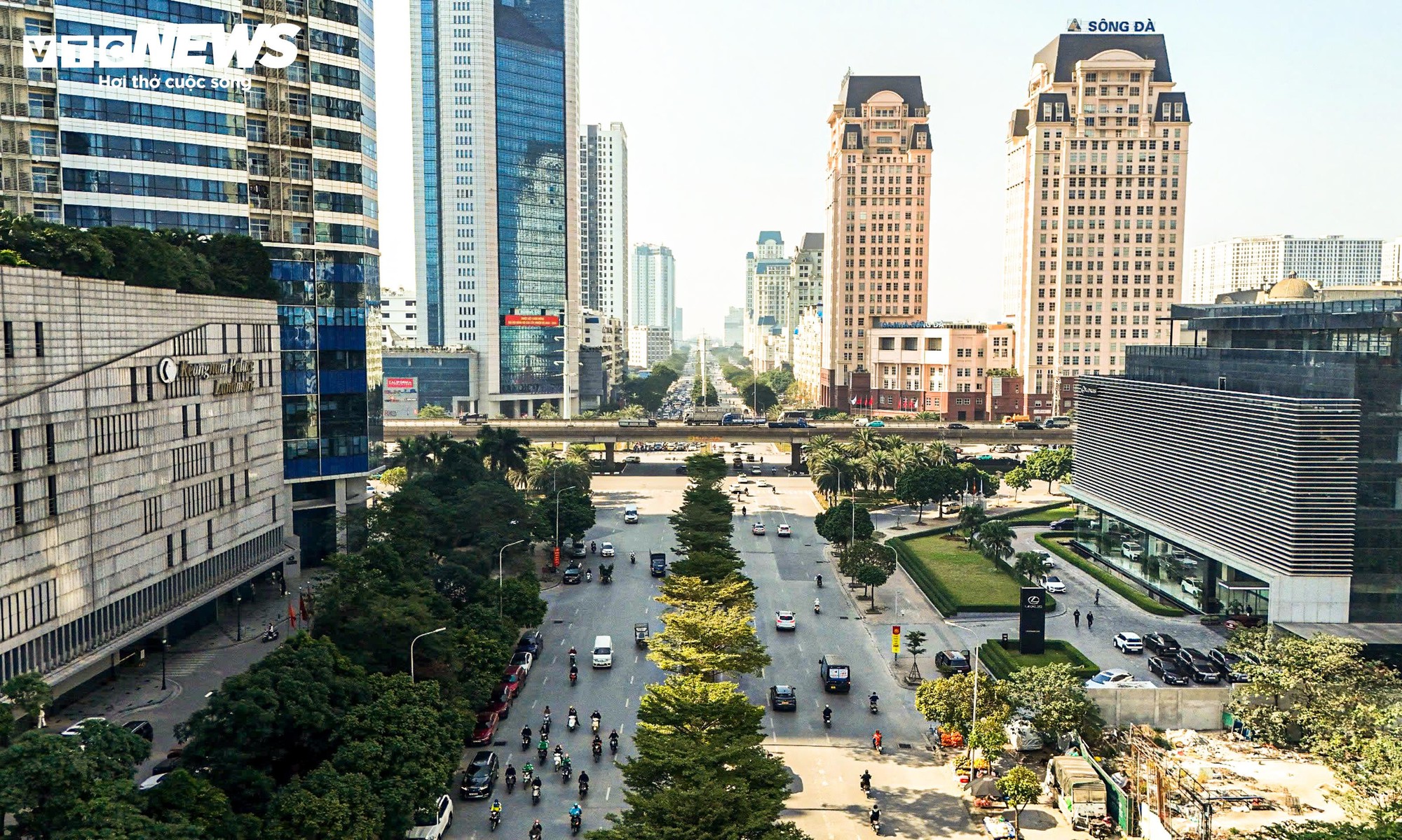 Hiện trạng khu vực dự kiến xây hầm chui 6 làn xe ở phía Tây Hà Nội - Ảnh 1