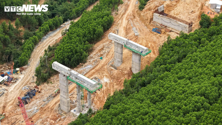 Trên công trường đường hầm dài nhất cao tốc Khánh Hòa – Buôn Ma Thuột - Ảnh 9