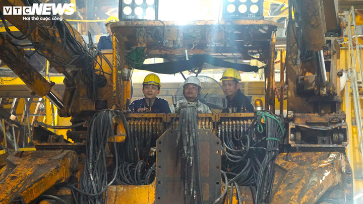 Trên công trường đường hầm dài nhất cao tốc Khánh Hòa – Buôn Ma Thuột - Ảnh 4