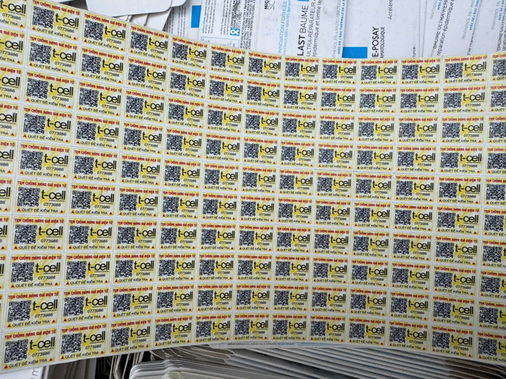 Thủ đoạn của đường dây biến mỹ phẩm giả thành 'hàng xách tay' - Ảnh 3