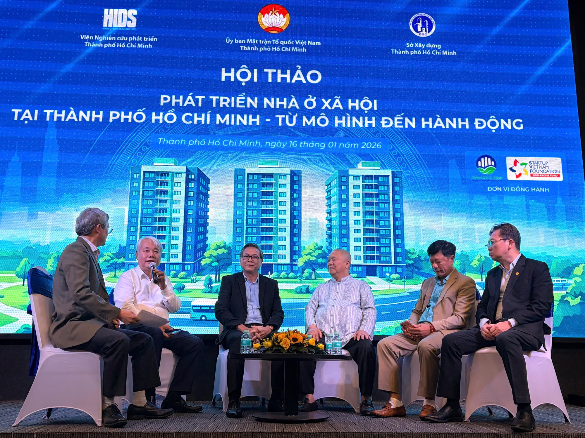 Nhiều cơ hội cho gần 200.000 căn nhà ở xã hội - Ảnh 1