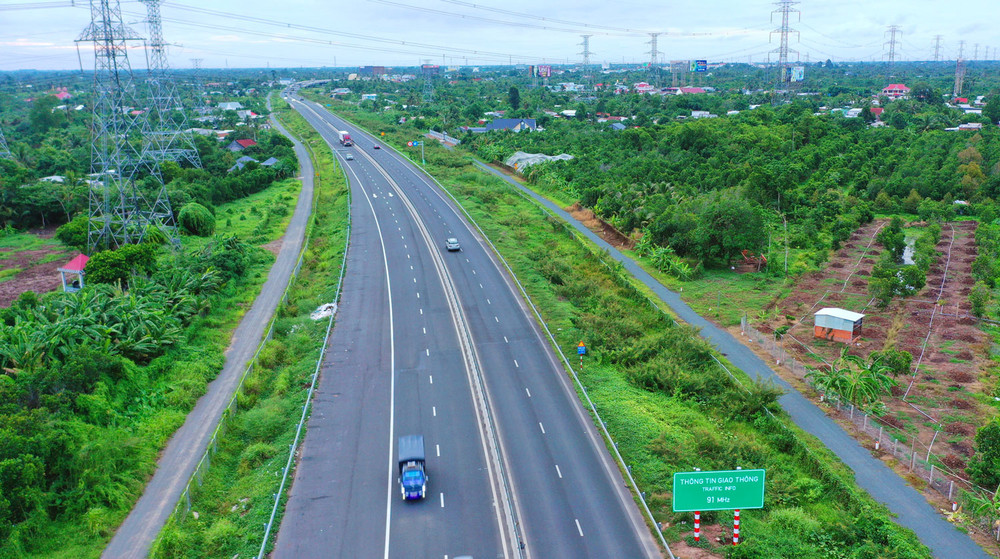 "Đại gia phố núi" vang bóng một thời nay nợ ngập đầu, lỗ lũy kế hàng nghìn tỷ nhưng vẫn xin đầu tư cao tốc gần 77.000 tỷ đồng vừa nhận chỉ đạo "nóng" - Ảnh 1