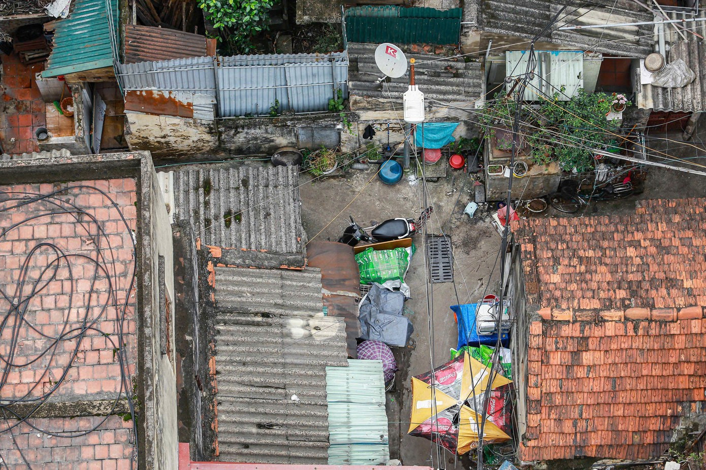 Tái cấu trúc đô thị Hà Nội: Thấp thỏm 'đi - ở' - Ảnh 2