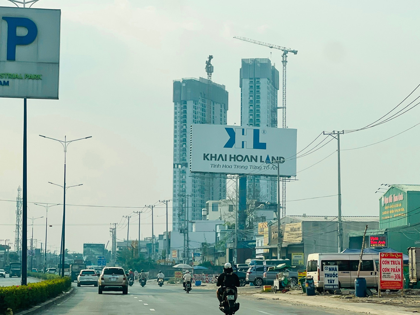 Thị trường TP.HCM đón nguồn cung mới lên đến 4000 USD/m2 - Ảnh 2