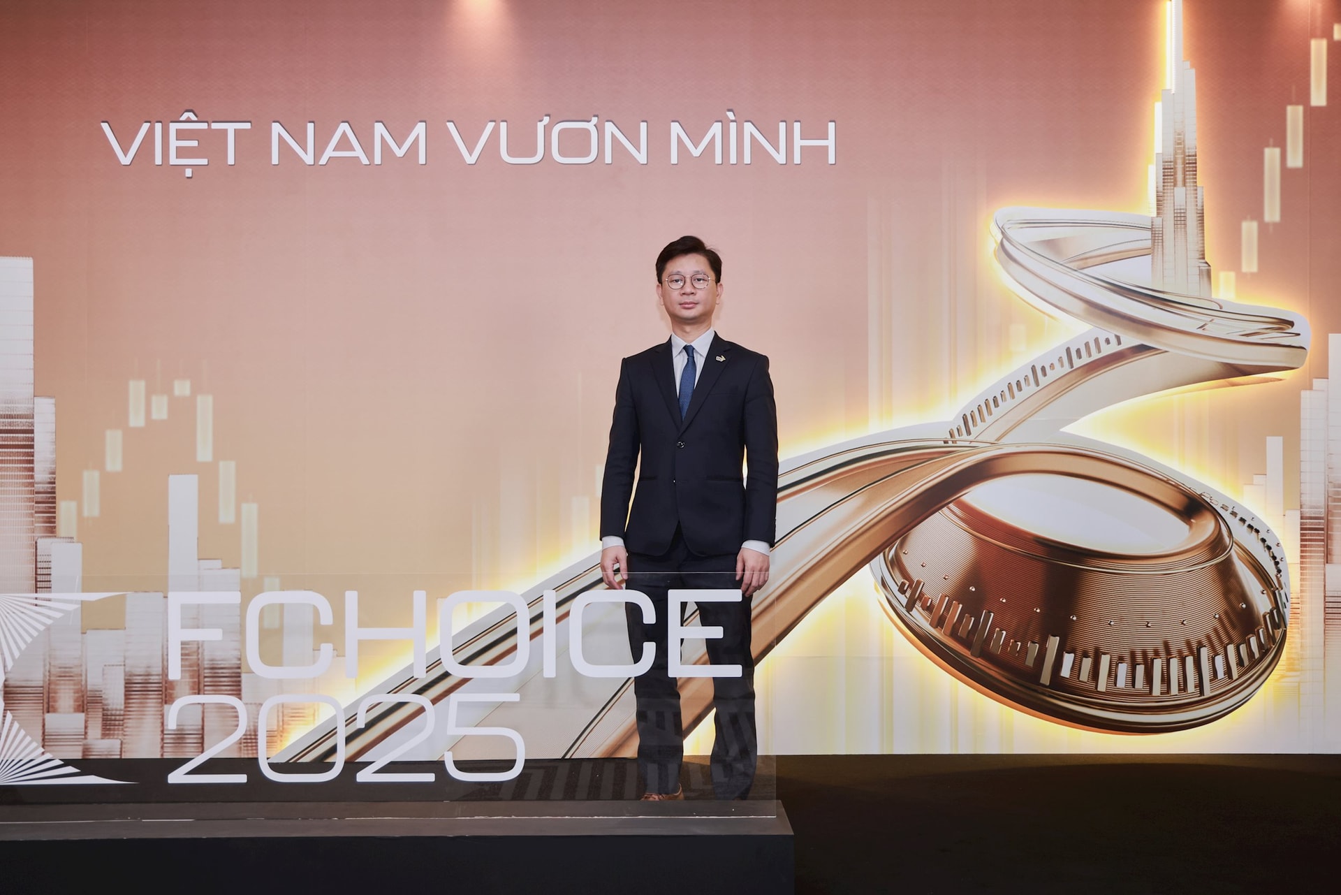 Dàn "khách VIP" tham dự Lễ vinh danh FChoice 2025 và "hiến kế" nắm bắt cơ hội đầu tư trong năm 2026 - Ảnh 18