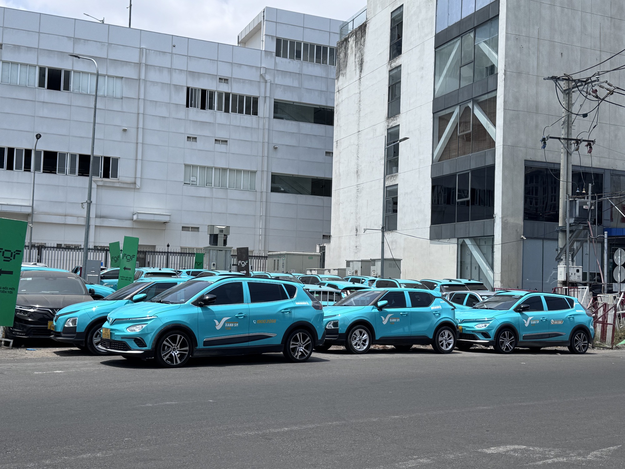 Xanh SM của tỉ phú Phạm Nhật Vượng có vốn tỉ USD - Ảnh 1