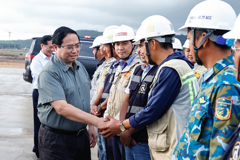 Sau gần 1 tháng 'đổi chủ', tiến độ dự án mở rộng sân bay 22.000 tỷ đồng của Việt Nam đang được triển khai đến đâu? - Ảnh 1