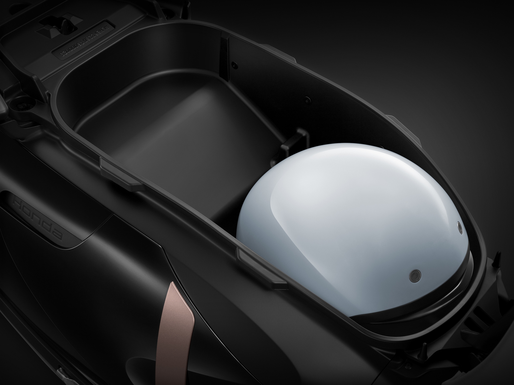 Xe máy điện Honda UC3 chính thức ra mắt tại Việt Nam: đi Hà Nội - Hải Phòng chỉ trong 1 lần sạc, giá bán vẫn còn là ẩn số - Ảnh 6