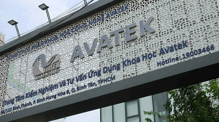 100 bị cáo làm giả gần 220.000 phiếu thử nghiệm liên quan kẹo Kera, sữa Hiup - Ảnh 1