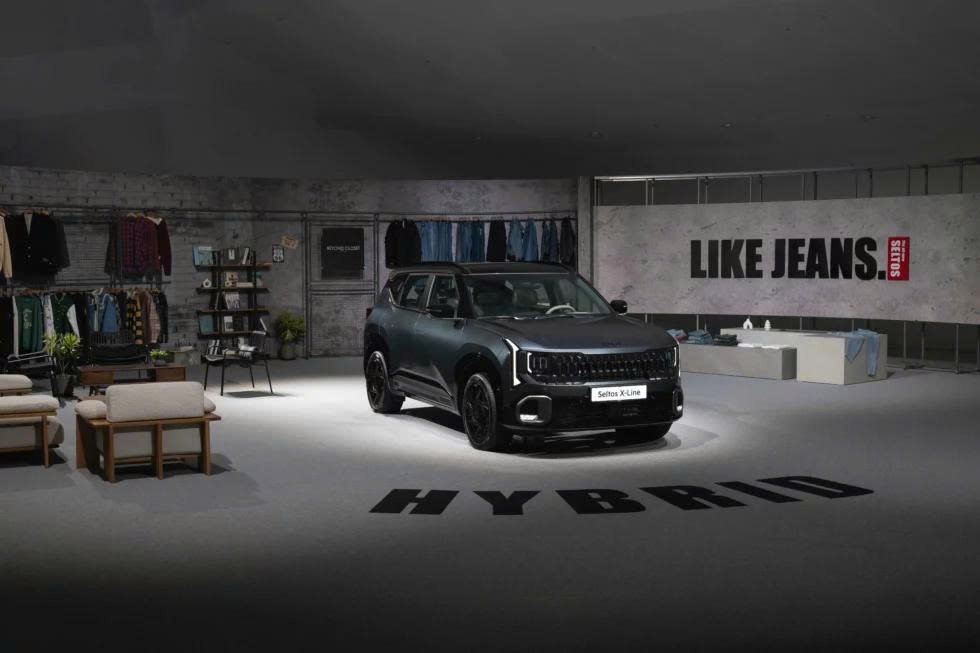 Kia Seltos 2026 bất ngờ thêm bản hybrid: Giá quy đổi từ 529 triệu đồng, có trang bị mà dân đi xa thích dùng, về Việt Nam dễ dậy sóng thị trường - Ảnh 1