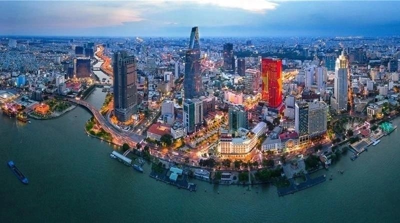 Việt Nam đang phát triển mạnh mẽ không chỉ trong ASEAN mà còn vươn tầm toàn cầu - Ảnh 2